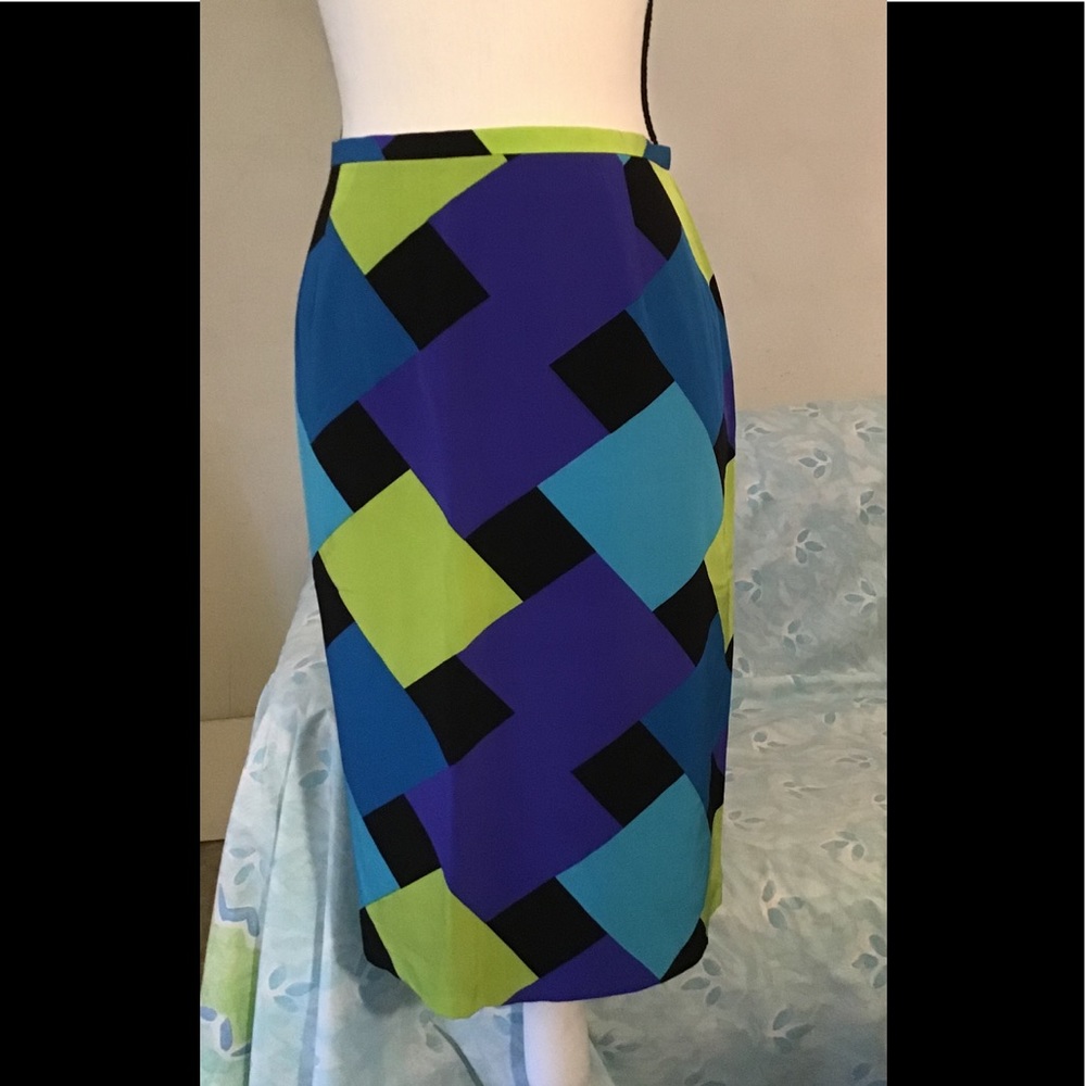 Studio g silk skirt with lining. Size 14